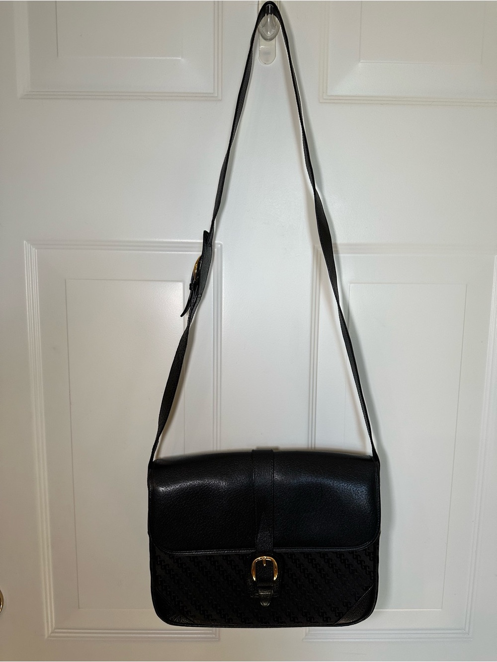 Vintage Gucci Black GG Canvas Leather Gold Buckle Shoulder Bag + Matching Wallet - Picture 4 of 16
